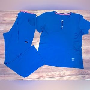 Women’s XL Koi Lite scrub top and regular bottom